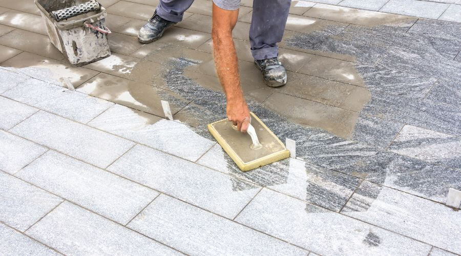 Professional residential roofers in Six Lakes, MI